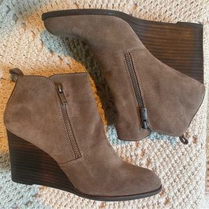 Lucky Brand wedge booties size 8.5